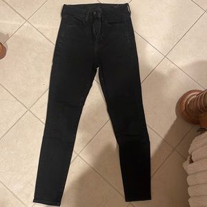 black skinny jeans